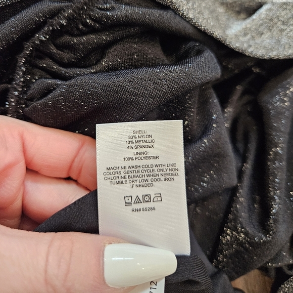 NWT🔥Express Bodycon Single Arm Midi - Size XS - Picture 14 of 14